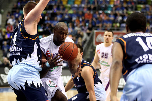 力以及是否 力以及是否